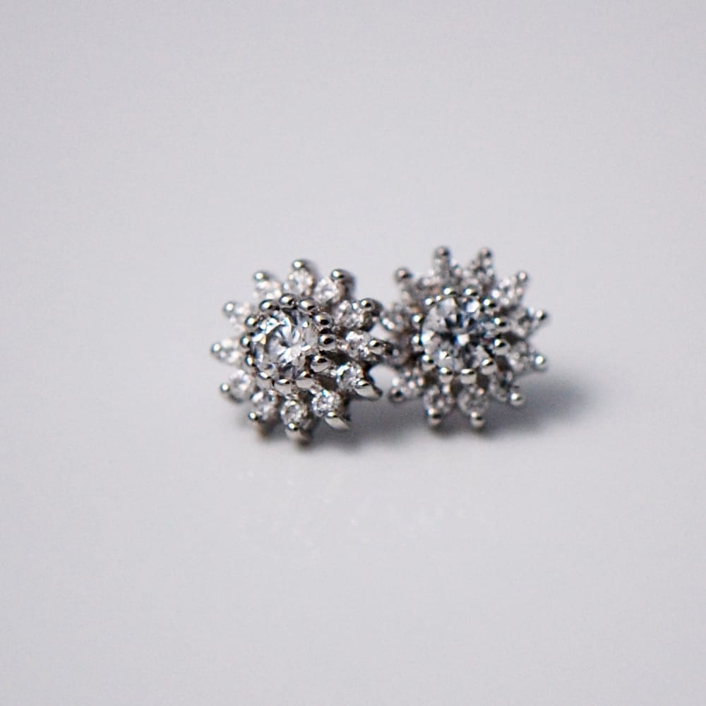 BVLA 14k White Gold CZ Rose